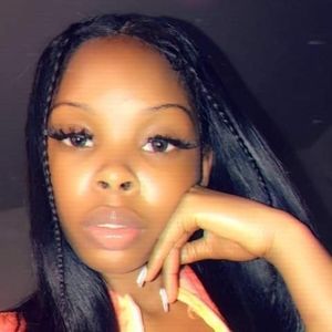 Meet your Posher, Tye